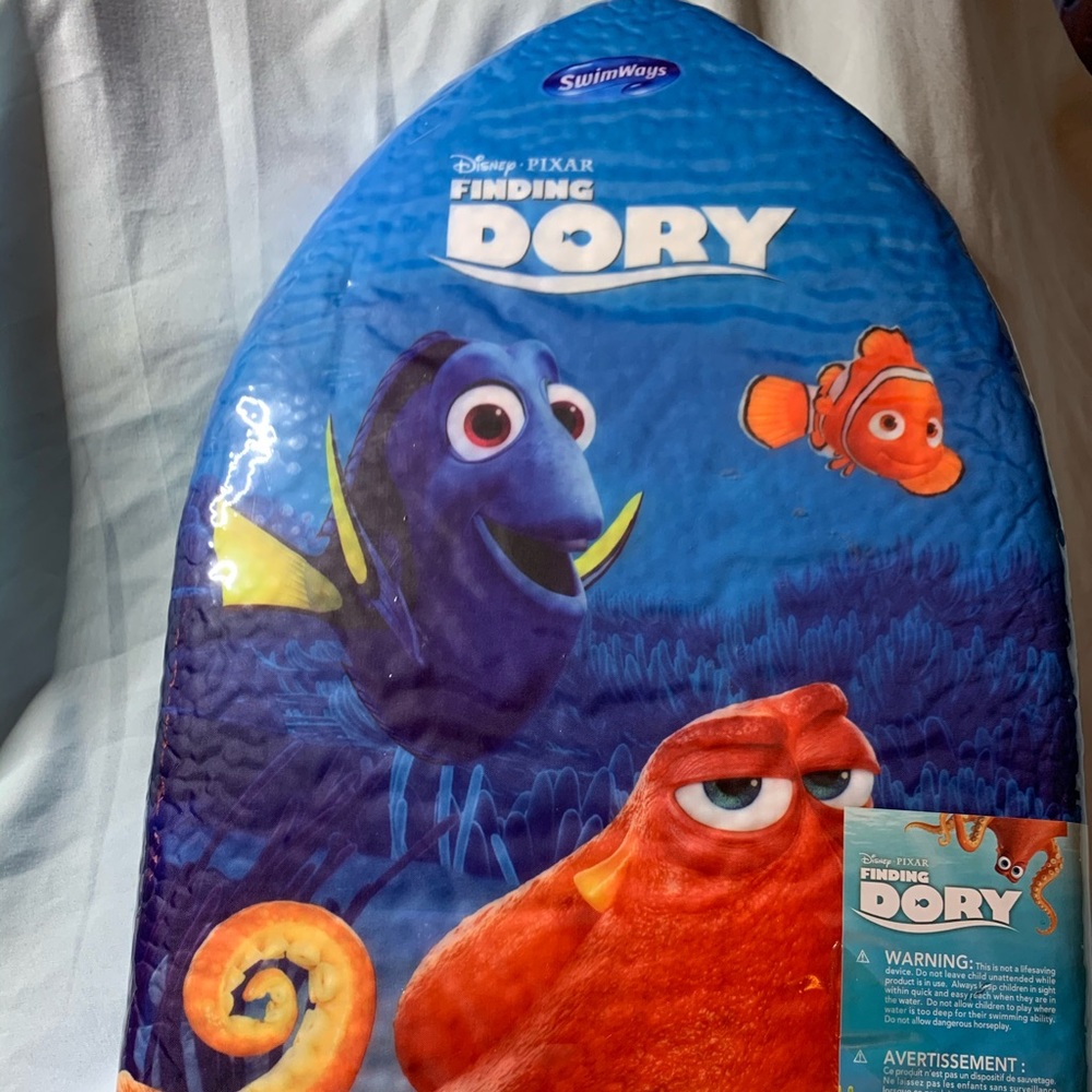 Finding Dory Kickboard